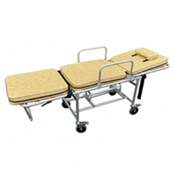 ストレッチャー対応 介護タクシー装備